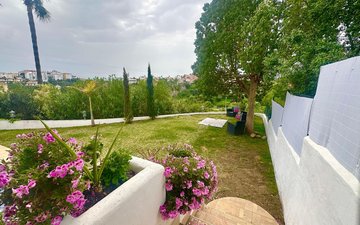 Property slide 36