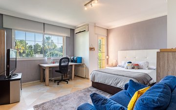Property slide 16