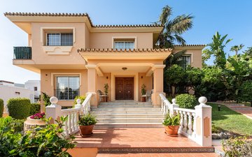 Property slide 23