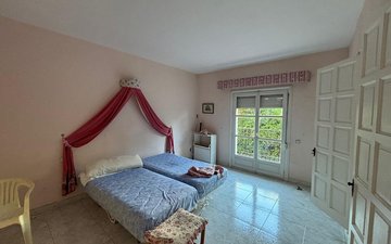 Property slide 4
