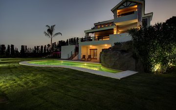 Property slide 21
