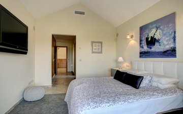Property slide 55