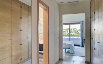 Property slide 61