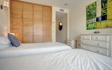 Property slide 68