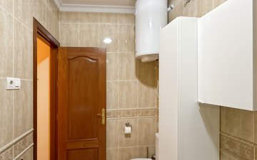 Property slide 82