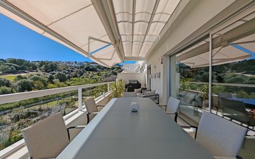 Property slide 10