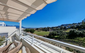 Property slide 18