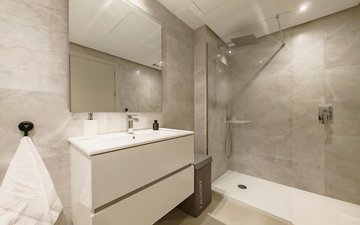 Property slide 21