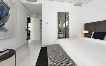 Property slide 21