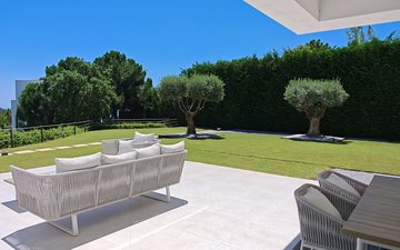 Property slide 38