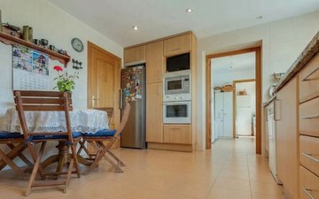Property slide 16