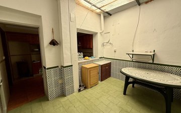Property slide 20