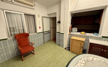 Property slide 21
