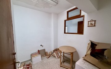 Property slide 27
