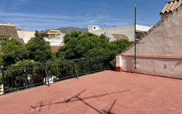 Property slide 36