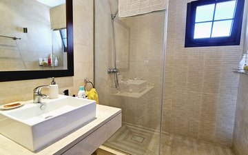 Property slide 17