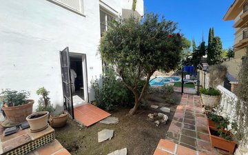 Property slide 31