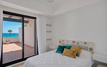 Property slide 18