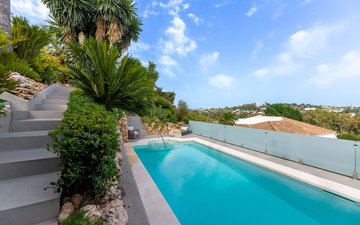 Property slide 14