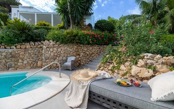 Property slide 19
