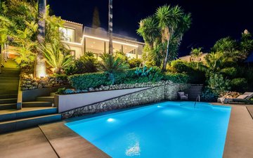 Property slide 20