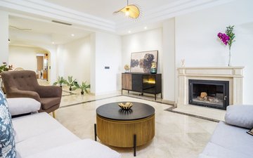 Property slide 18