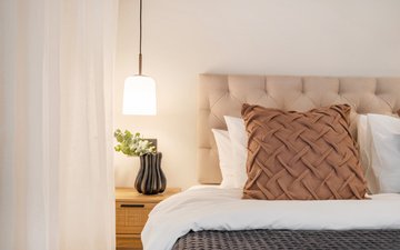 Property slide 17
