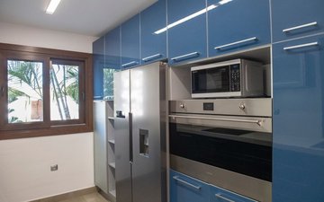 Property slide 7