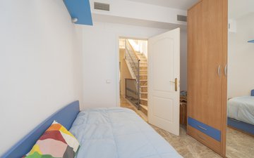 Property slide 25