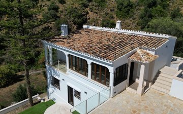Property slide 16