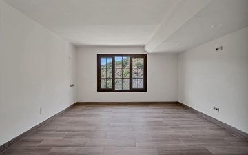 Property slide 31