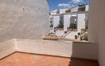 Property slide 28