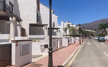 Property slide 39