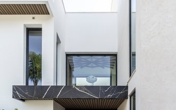 Property slide 60