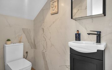 Property slide 21