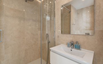 Property slide 33