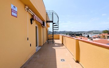Property slide 16