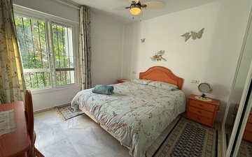 Property slide 22