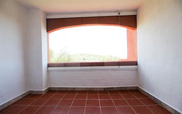 Property slide 17