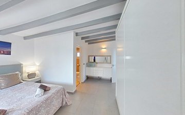 Property slide 21