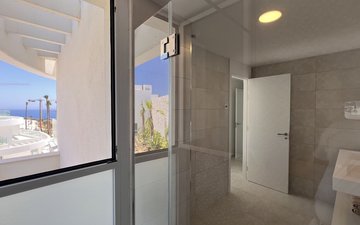 Property slide 31