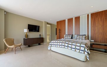 Property slide 25