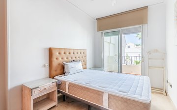 Property slide 18