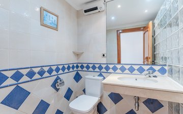 Property slide 25