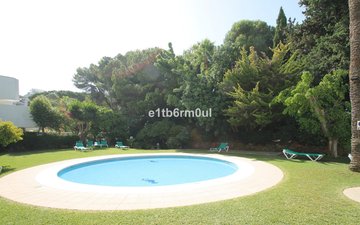 Property slide 20