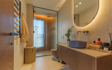 Property slide 24