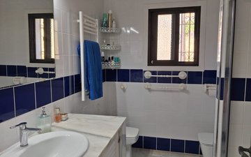 Property slide 35