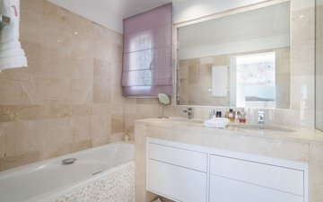 Property slide 14