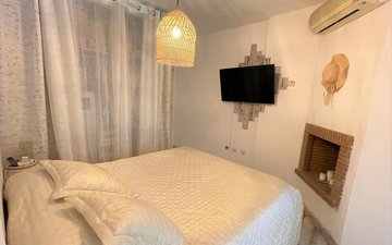 Property slide 21