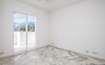 Property slide 7